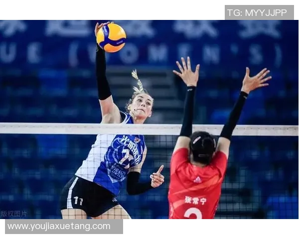 南京排球队防守策略分析与比赛表现的得失评估